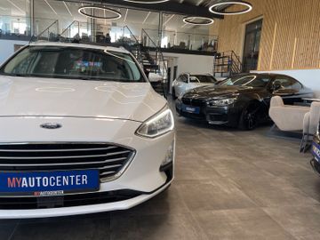 Ford Focus Turnier Cool & Connect *NAVI*KAM*PDC*TEMP*