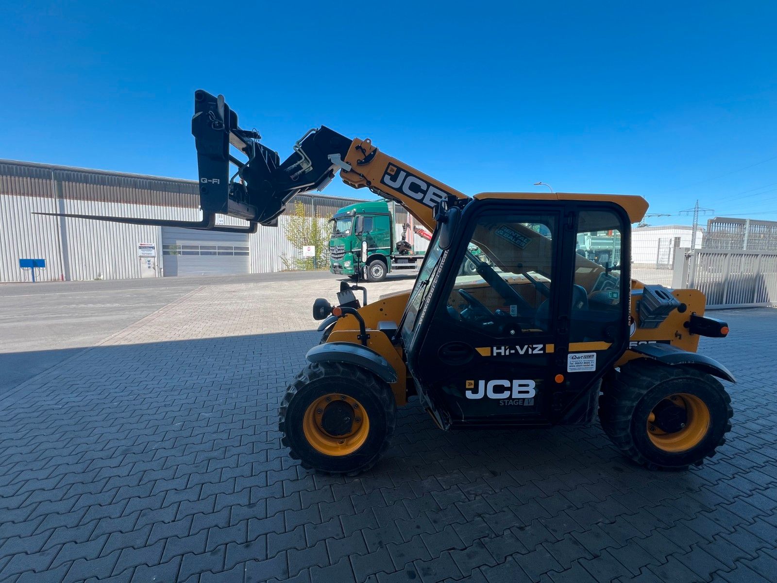 Fahrzeugabbildung JCB 525-60 Teleskop / nur 716h! / 2022 / Gabel