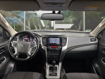 Mitsubishi L200 - 9