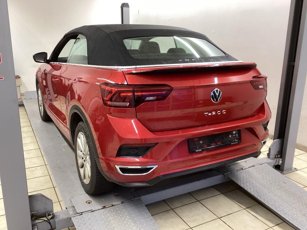 Fahrzeugabbildung Volkswagen T-Roc Cabrio R-Line TSI *AHK*Navi*PDC*ACC*LED*