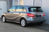 Mercedes-Benz B 180 Limousine+Klimaaut+Sitzheizung+PDC - Mercedes-Benz B 180 Gebrauchtwagen in Berlin