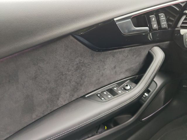 A4 Avant 40 2.0 TDI quattro S line S tronic 360°