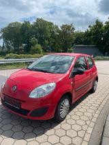 Renault Twingo 2 / Frisch TÜV / 8x Bereift - Renault Twingo mit Anhängerkupplung