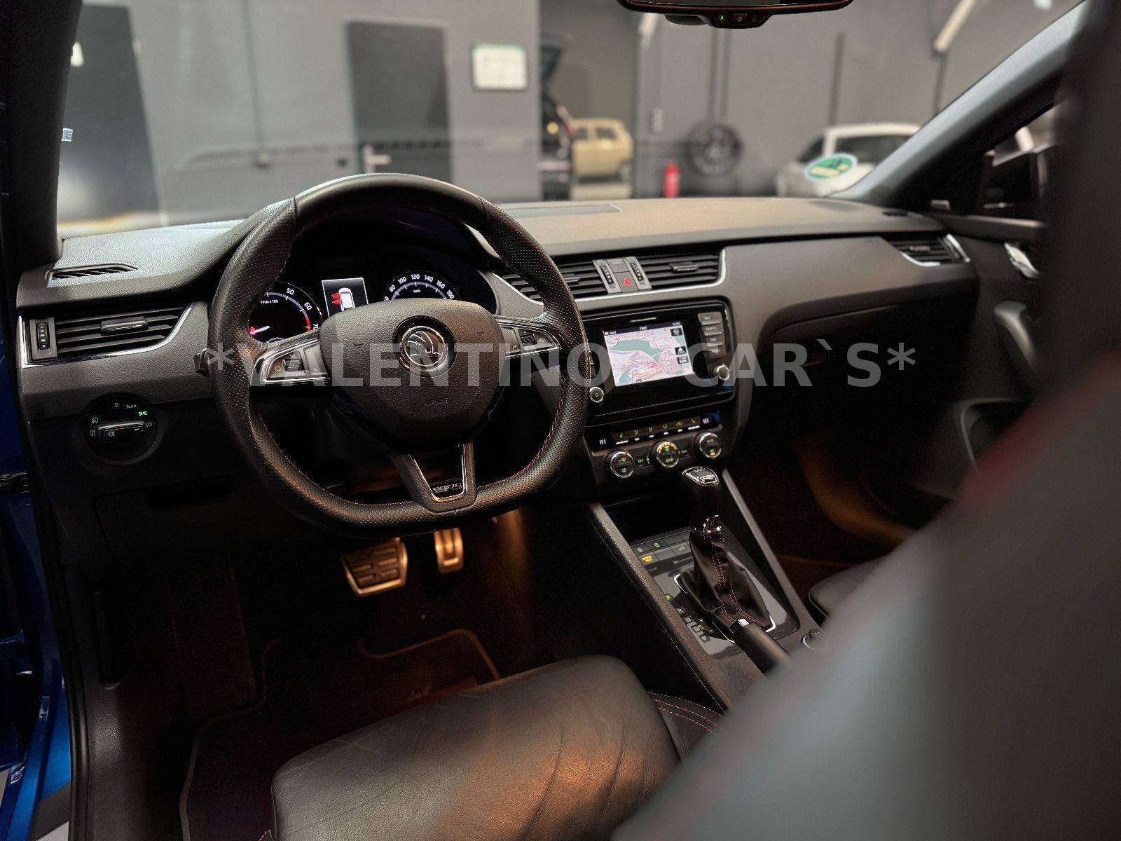 Skoda Octavia Combi RS DSG/Pano/Navi/PDC/Shz/Canton