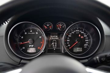 Fahrzeugabbildung Audi TT COUPE 1.8 TFSI S-TRONIC S LINE 19" LEDER