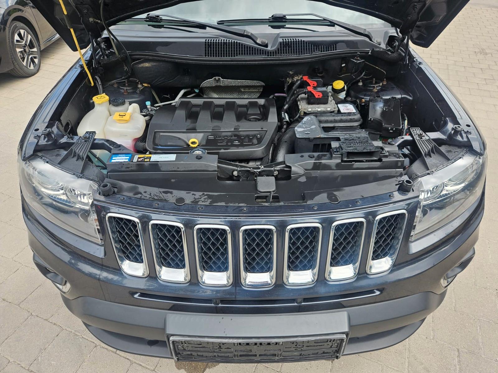 Jeep Compass 2013 — photo 9