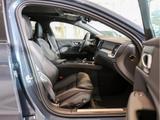 Volvo V60 B4 Plus Dark SHZ H/K NAVI W-LAN ACC LED PANO - Volvo Gebrauchtwagen in Lüdenscheid