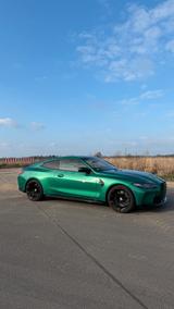 BMW M4 Competition M xDrive M4 Competition - BMW M4: Grün