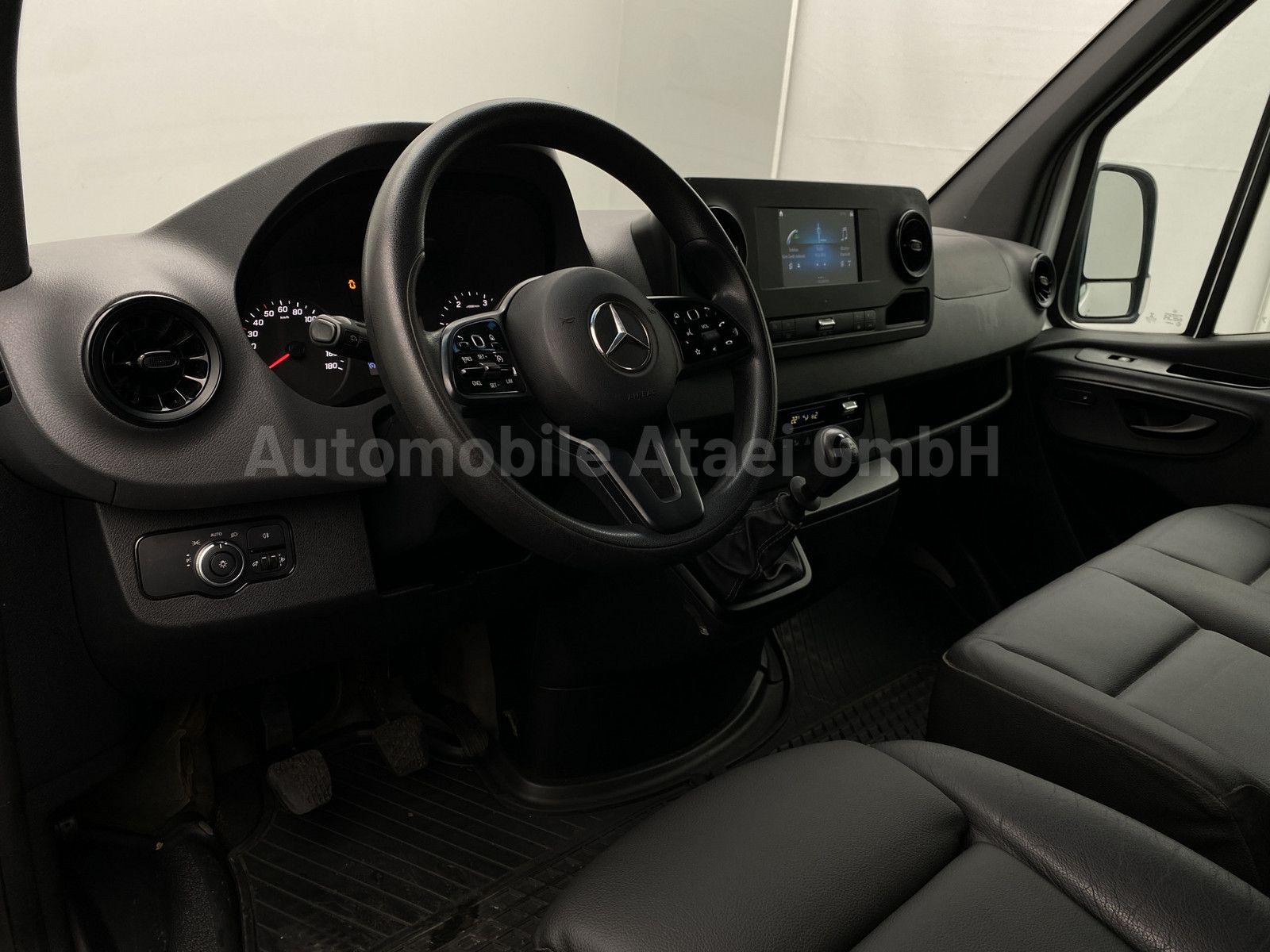 Fahrzeugabbildung Mercedes-Benz Sprinter 314 Plus Paket AHK+ KAMERA+ MBUX 7394