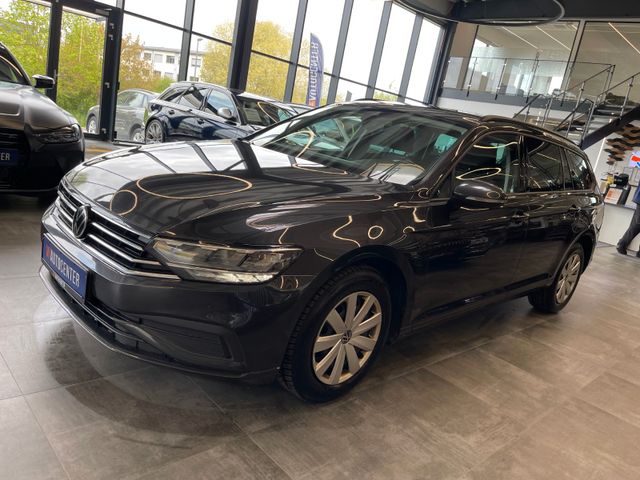 Volkswagen Passat Variant *LED*AHK*ACC*3ZONEN*1HAND*