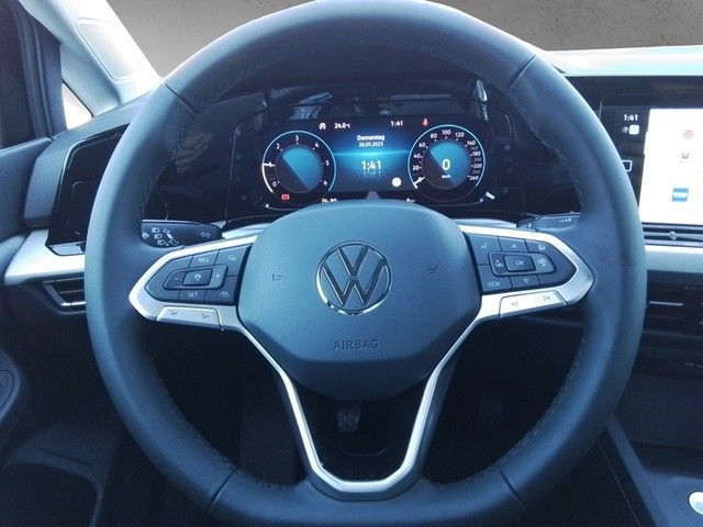 Fahrzeugabbildung Volkswagen Golf VIII Variant 2.0 TDI Life Navi LED ACC PDC