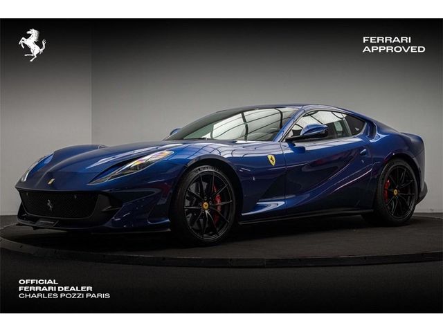 FERRARI 812