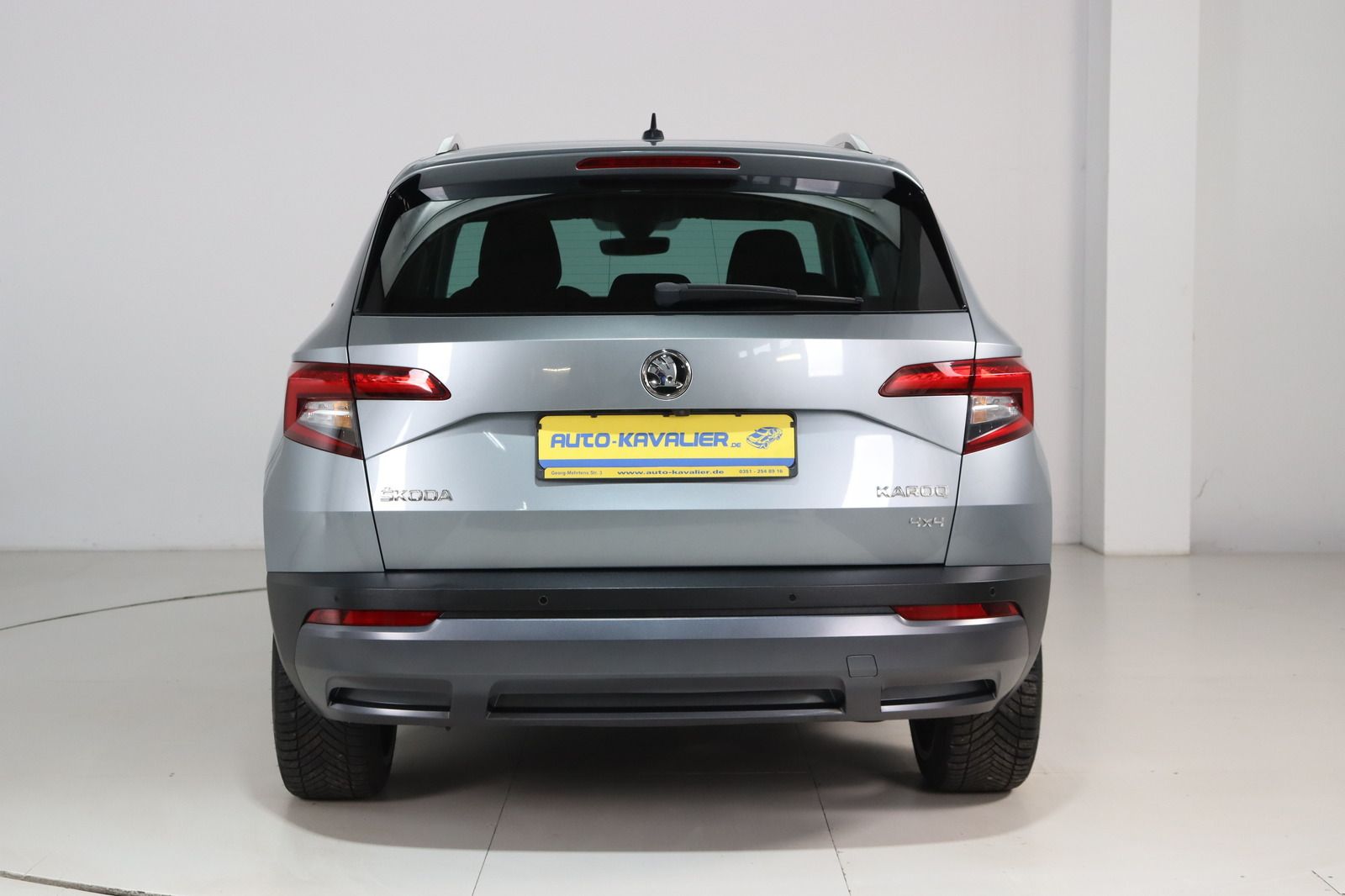 Fahrzeugabbildung SKODA Karoq 4x4 Memory * Navi * DSG * LED * AHK