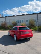 Audi A3 1.4 TFSI cod ultra S tronic sport Sportb ... - Audi A3: Rot