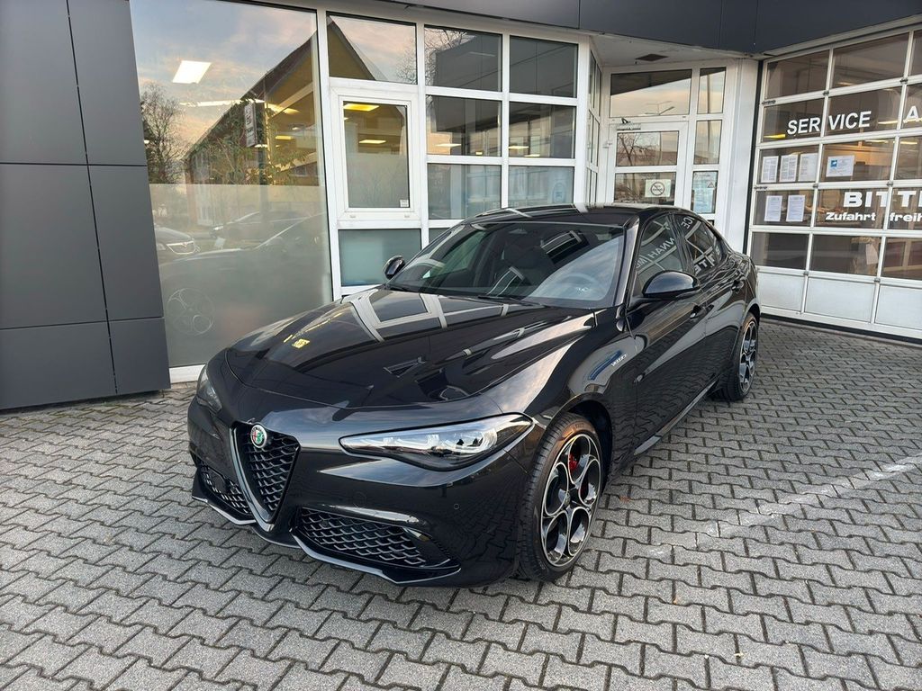 Giulia 2.0 Turbo 16V 206kW AT8-Q4 Veloce