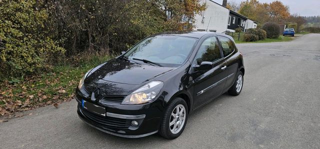 Renault Clio 3 Klima 1.6I Tüv NEU