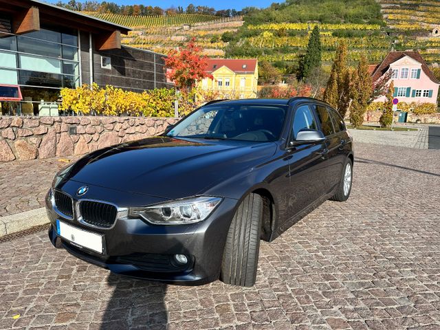 BMW 320d Touring Aut.*Head-Up*Navi*Kamera*Metallic