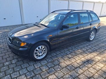 BMW 320 - 8