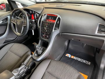 MYAUTOCENTER – Gebraucht- und Jahreswagen mit Werkstattservice in Pfaffenhofen Opel Astra J Lim. 5-trg. Selection *Klima*Navi*SHZ*