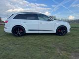 Audi Q7 3.0 TDI quattro tiptronic S-Line 7Sitze  - Audi Q7 in Bielefeld