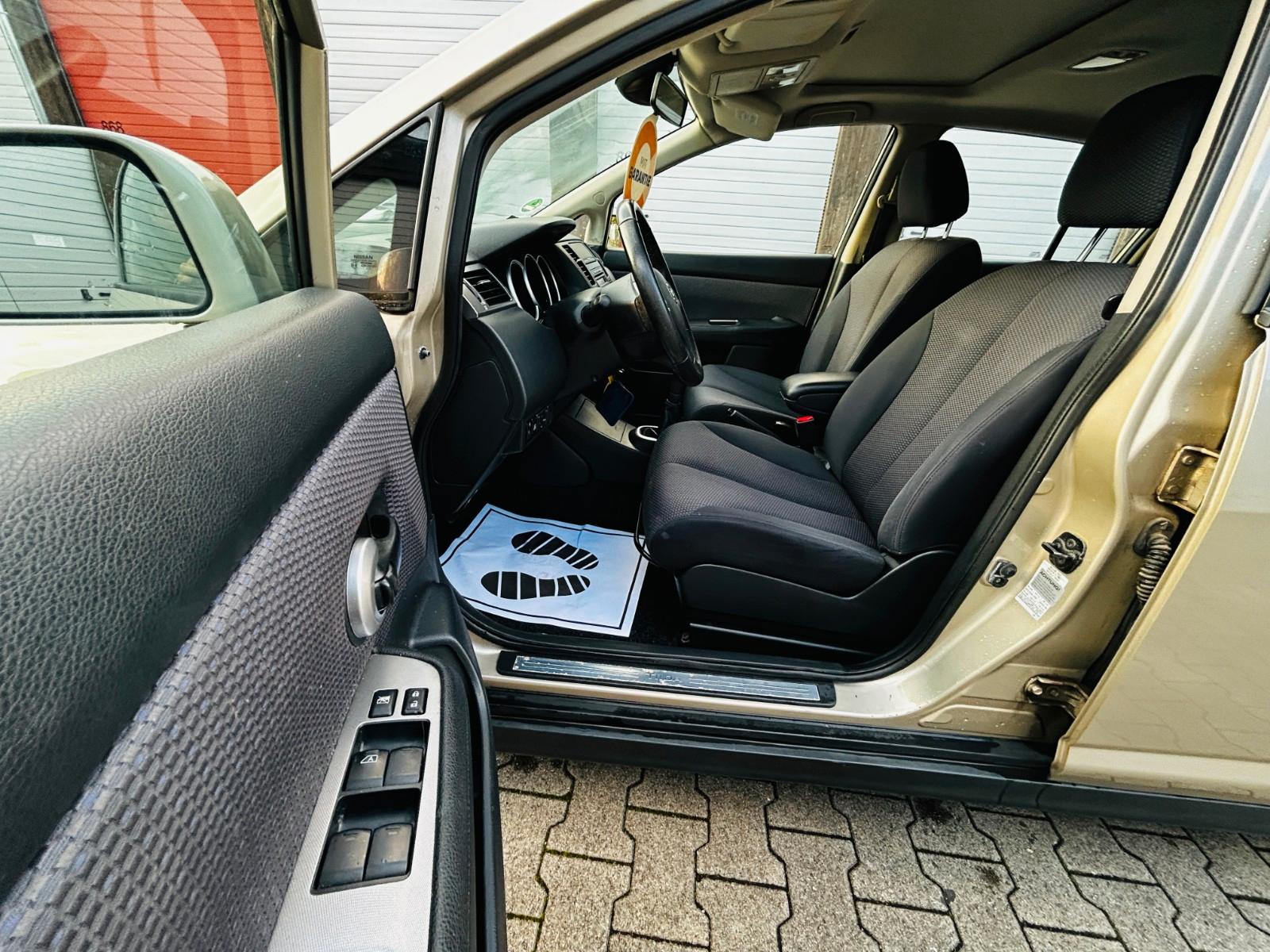Nissan Tiida 2009 — photo 12