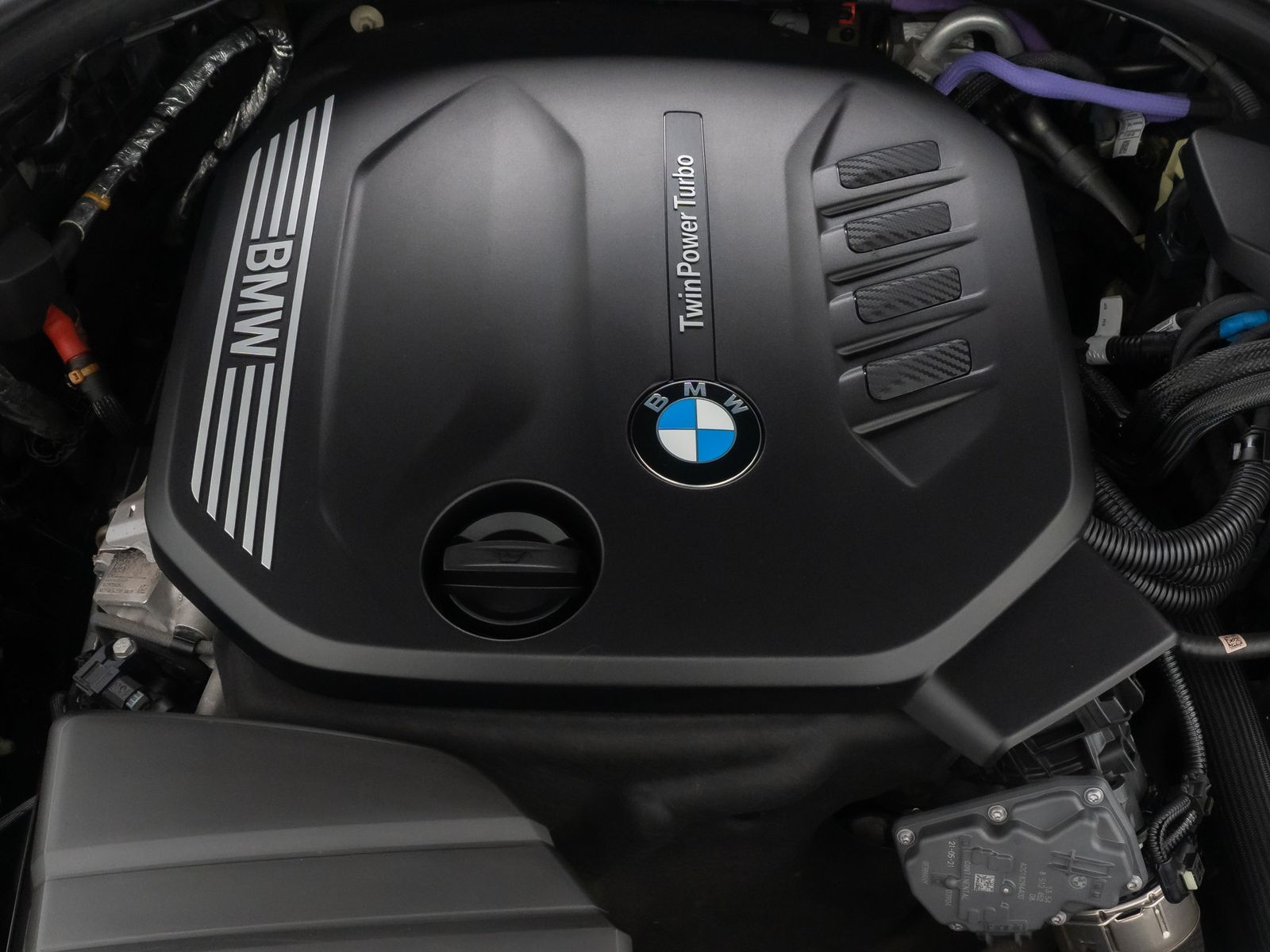 Fahrzeugabbildung BMW 320d xD M Sport DAB HiFi HUD Laser Kamera 19Zoll