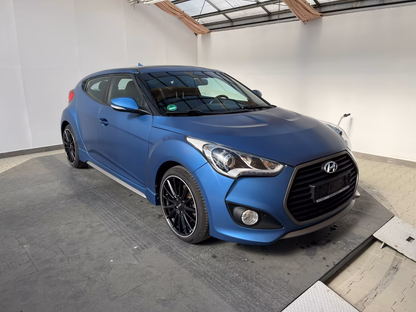 Hyundai Veloster Matt Finish FL 1.6 Turbo Navi Leder Sou