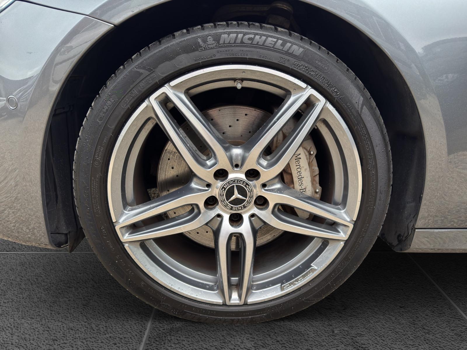 Mercedes-Benz E 300 E Limousine E 300  54628-KM 1-Hand AMG-L