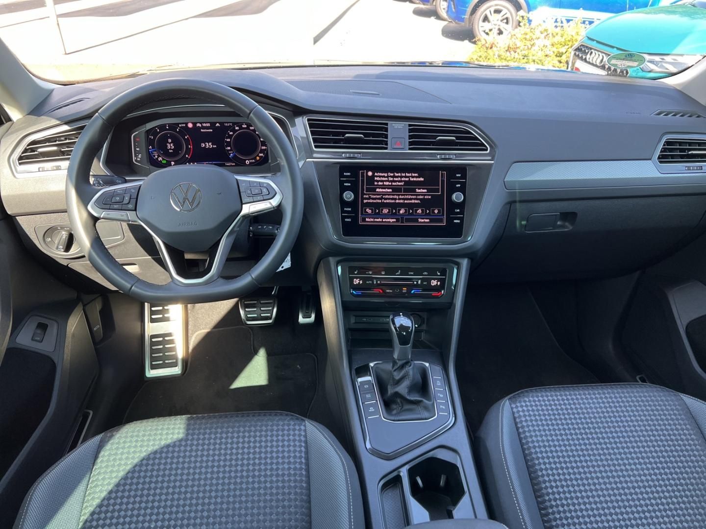 Fahrzeugabbildung Volkswagen Tiguan Active ACTIVE 1.5l TSI,DSG,AHK,Navi,Clima
