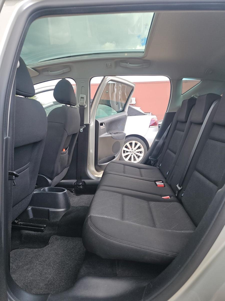 Peugeot 207 2008 — photo 14