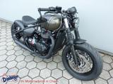 Triumph Bonneville Bobber Komplettumbau / Custom - TRIUMPH CHOPPER