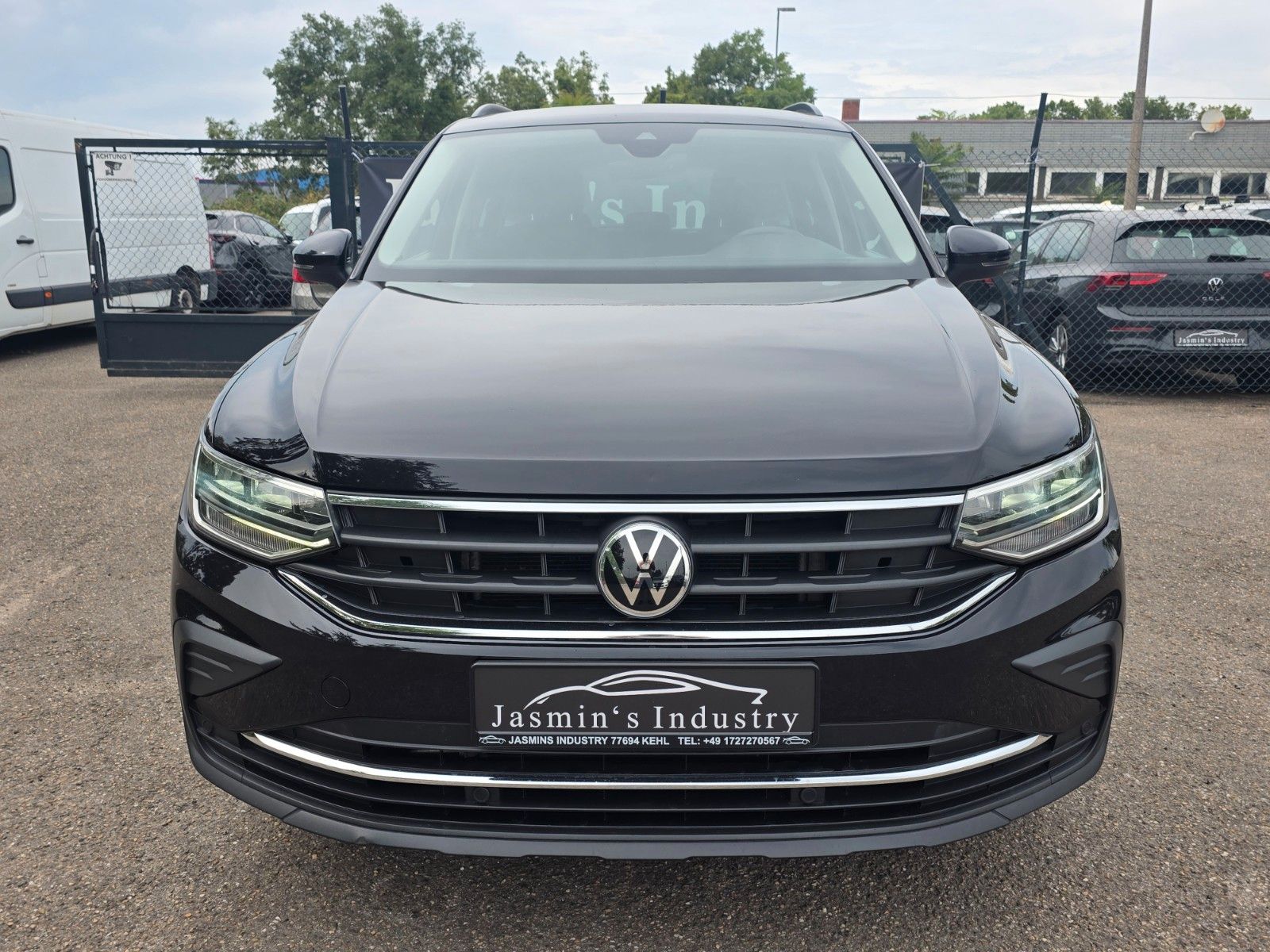 Volkswagen Tiguan  150PS Automatik LED ACC Navigation Parkp imagem 2