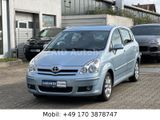 Toyota Corolla Verso1.8Executive*Aut*Navi*7Sitze*Kamera - Toyota Corolla Verso