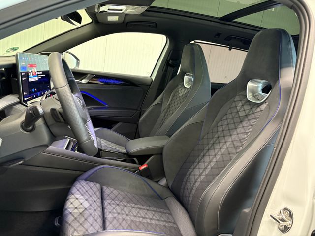 Tayron R-Line 2.0 TDI 4M DSG PANO STNDHZG LED