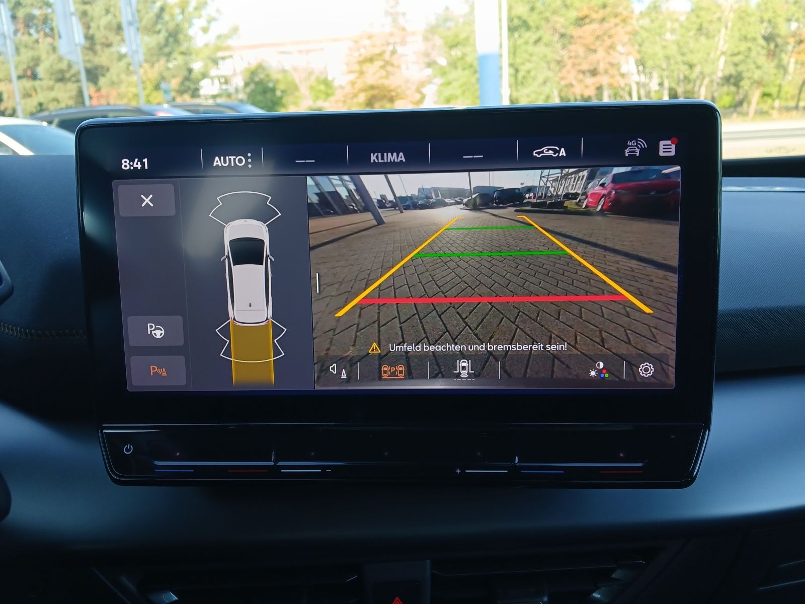 Fahrzeugabbildung CUPRA Born LED Navi Pano ACC RFK 18"