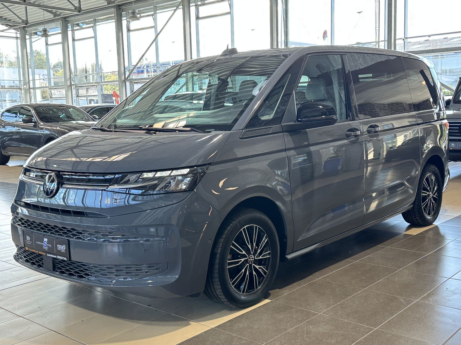 Volkswagen T7 Multivan eHybrid Life 7-Sitzer R.Cam Navi AHK foto 3