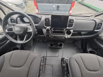 Westfalia Columbus 640 E 140 PS 8G Solar Premium