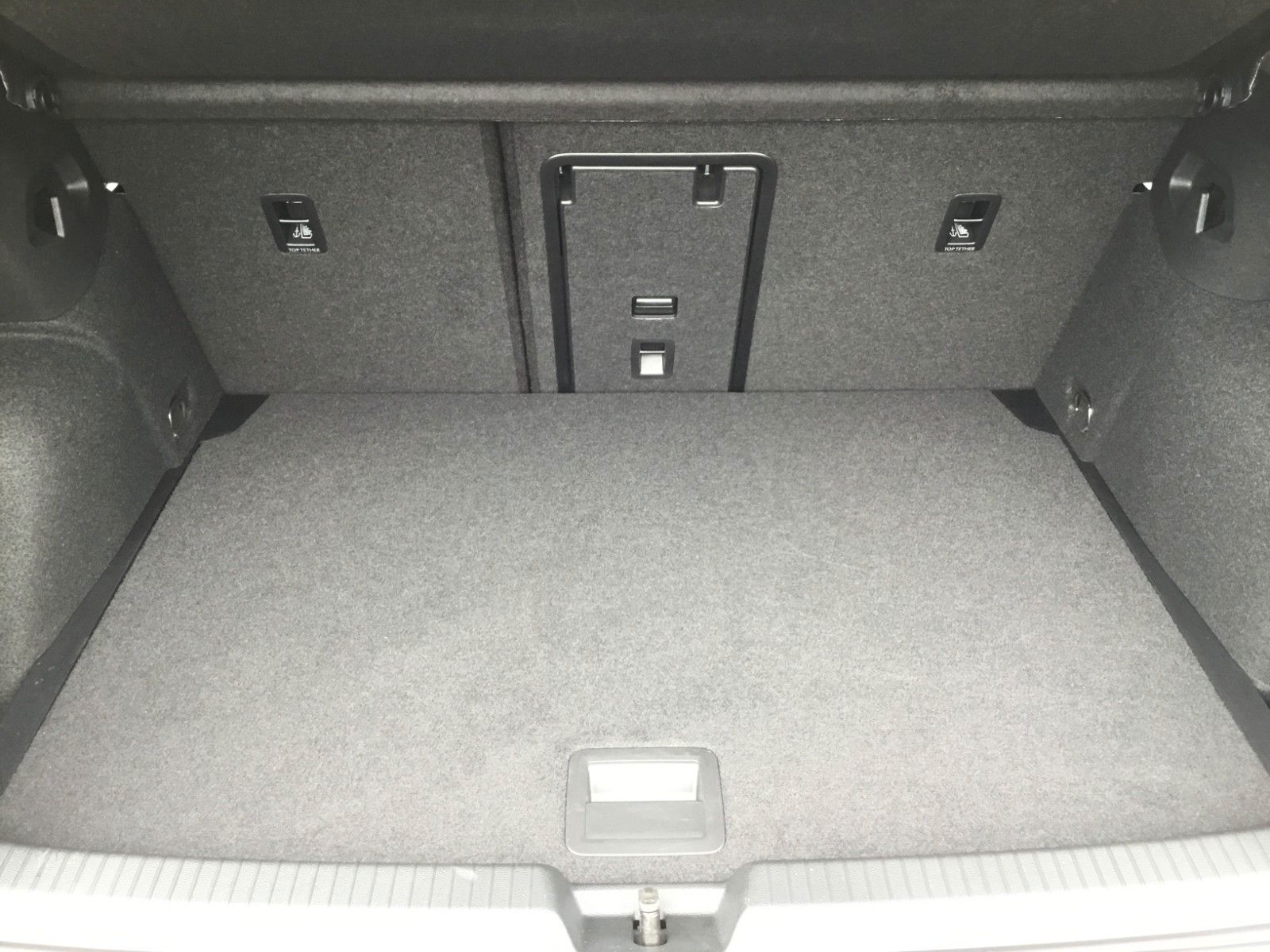 Fahrzeugabbildung Volkswagen Golf Goal 1.5 TSI+LED+Kamera+16"+AppConnect+ACC
