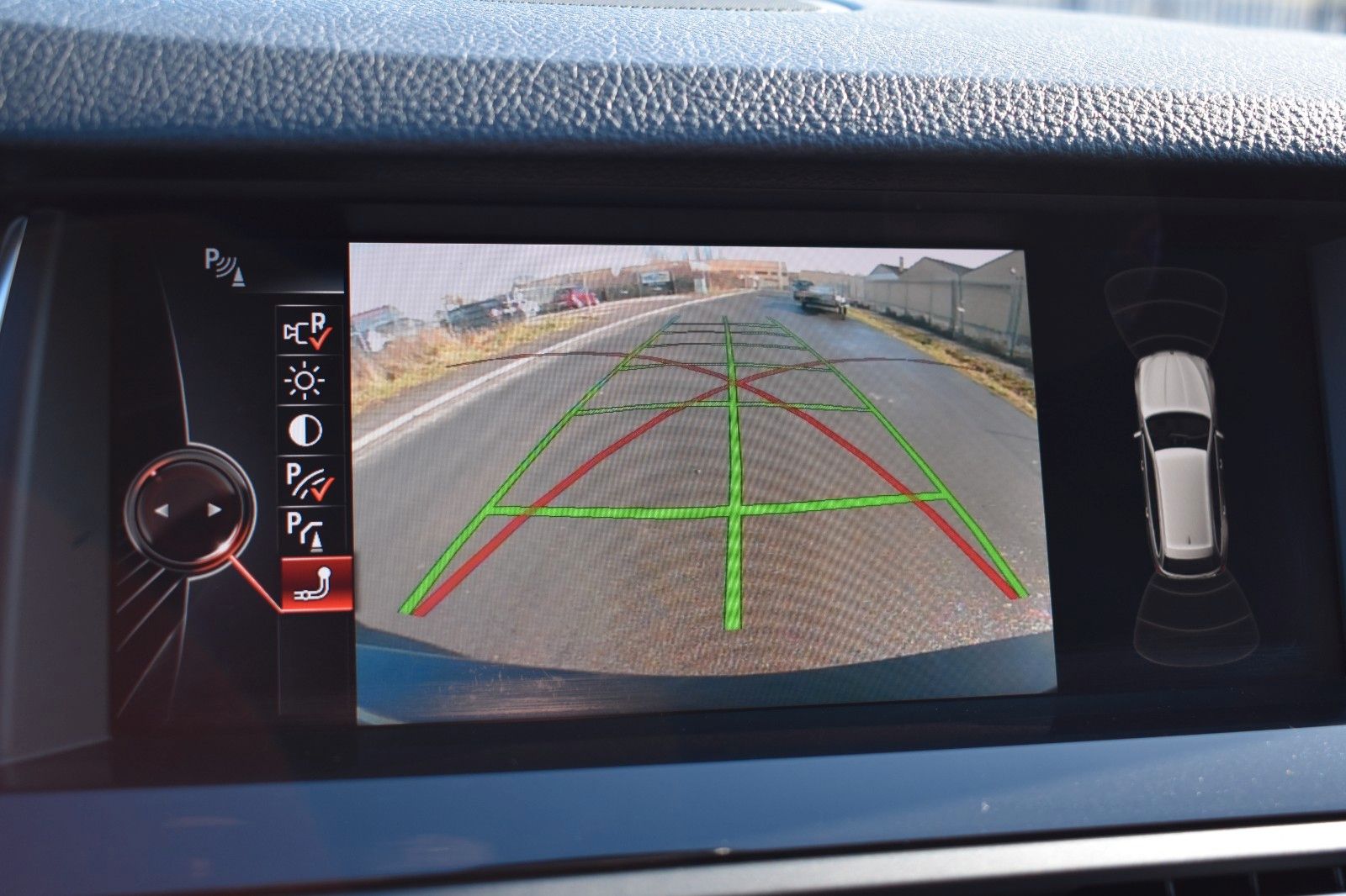 Fahrzeugabbildung BMW 530 d Touring ACC AHK HUD