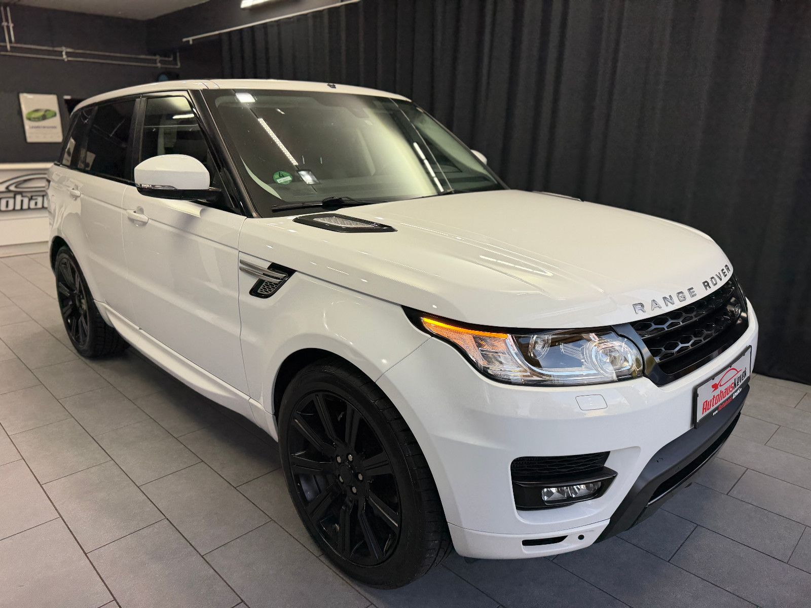 Fahrzeugabbildung Land Rover Range Rover Sport HSE Dynamic|AHK|PANO