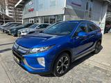 Mitsubishi Eclipse Cross Spirit+2WD LED SHZ PDC 360° Kamera - Mitsubishi Eclipse mit Benzin-Antrieb: Automatik