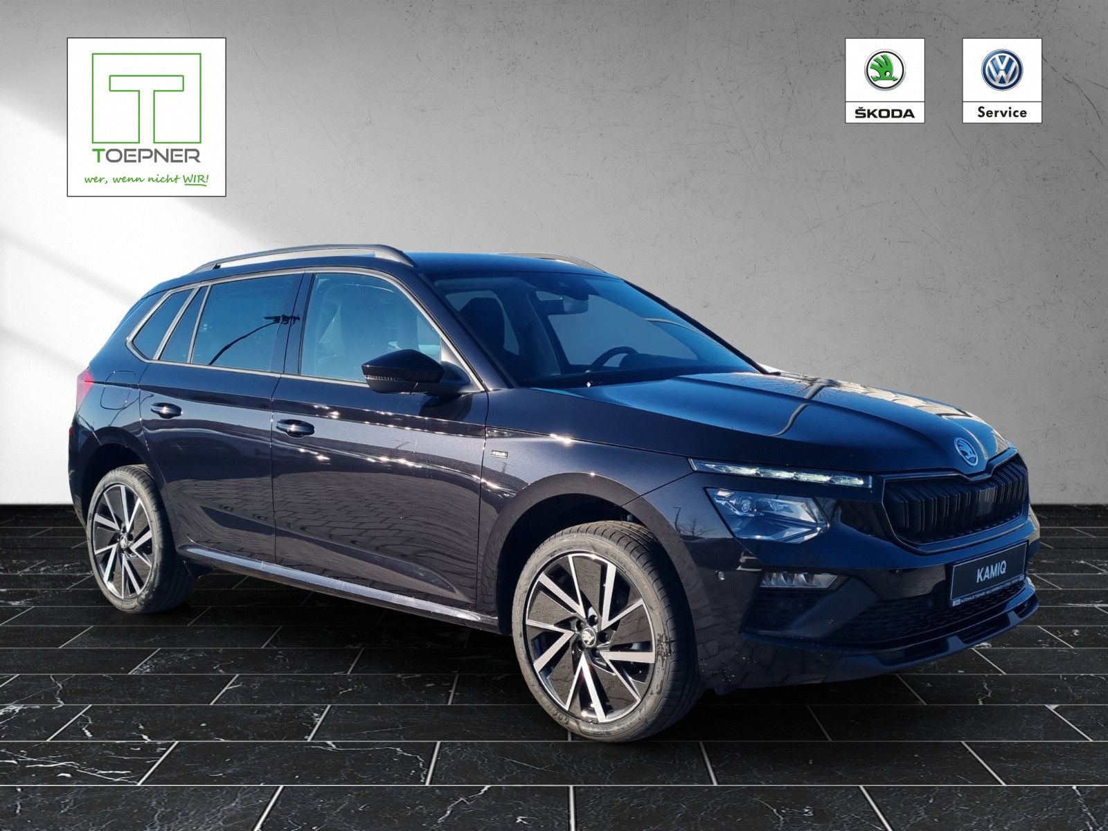 Fahrzeugabbildung SKODA Kamiq Tour 1,5 TSI DSG AHK 18" Fahrassi Info.