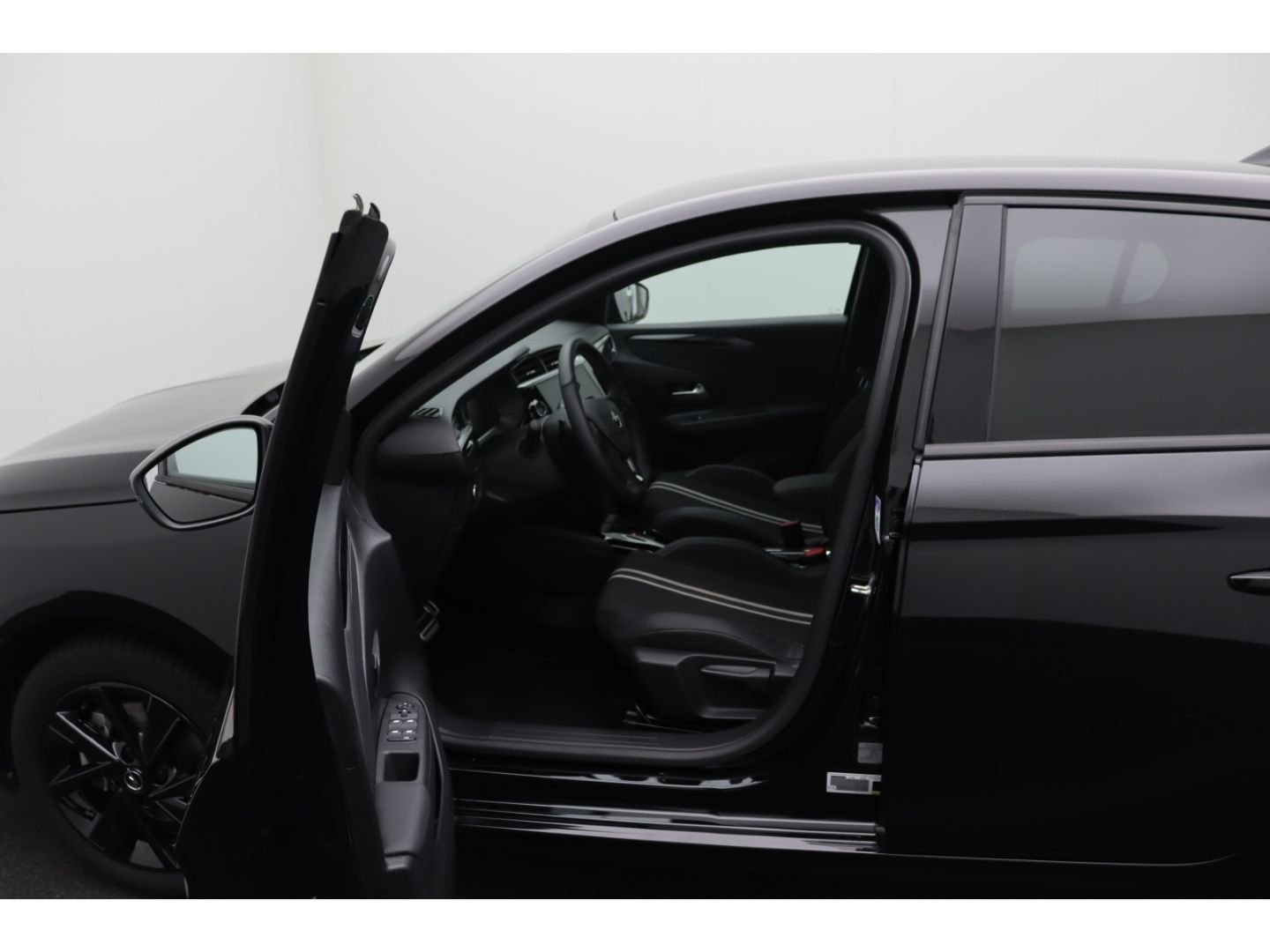 Fahrzeugabbildung Opel Corsa F GS Kamera SHZ Klimaauto Totwinkelass