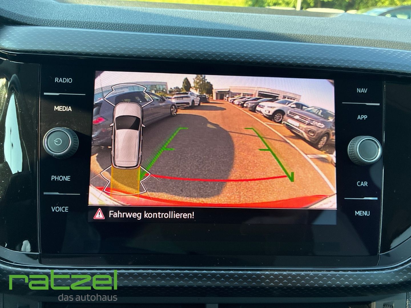 Fahrzeugabbildung Volkswagen T-Cross 1.0 TSI United AHK-abnehmb.Kamera App Co