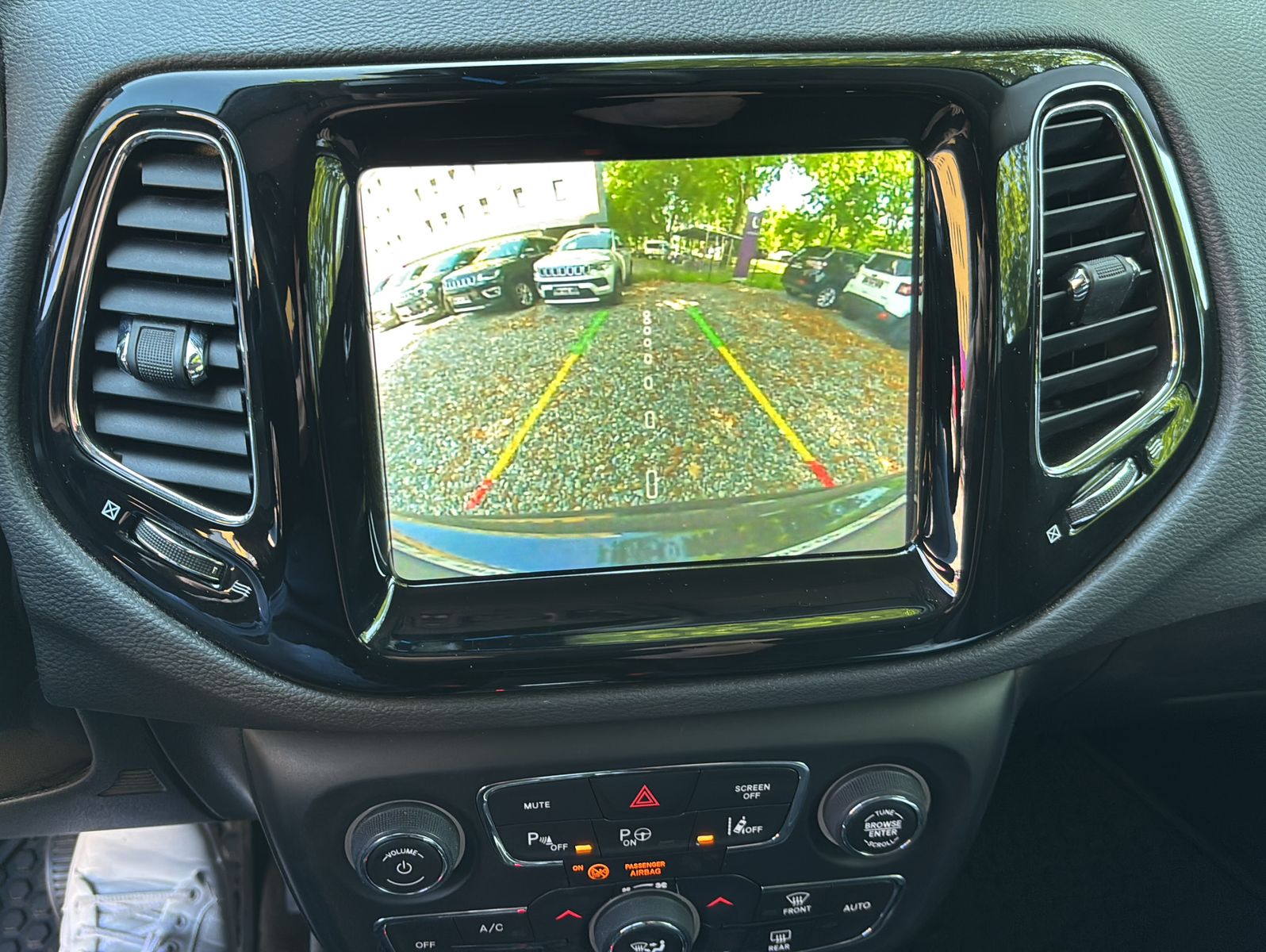 Fahrzeugabbildung Jeep Compass  1.3 T-GDI I4 110kW Limited DCT