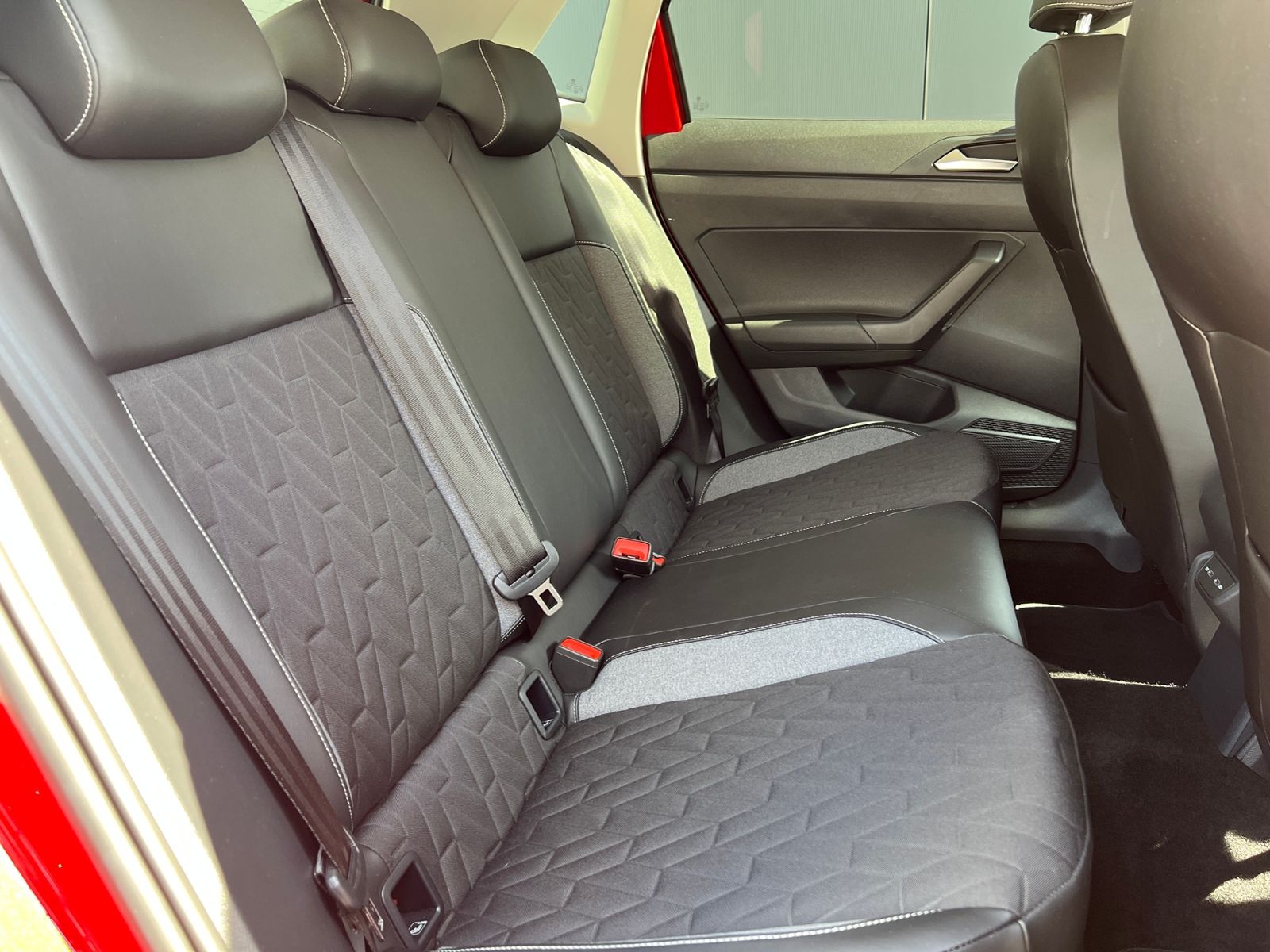 Fahrzeugabbildung Volkswagen Polo GOAL 1.0 TSI DSG *AHK,LED,Navi,Kamera*
