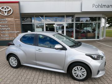 Toyota Yaris - 1