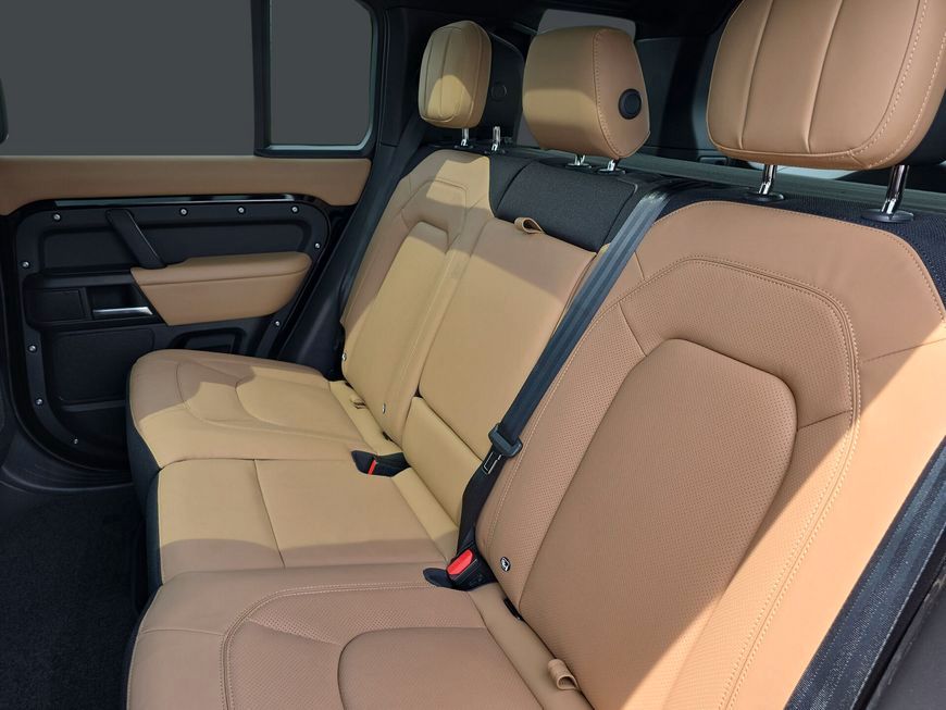 Land Rover Defender 110 P425 X foto 5