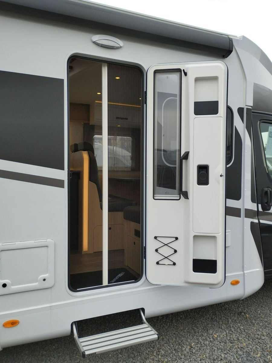 Fahrzeugabbildung Sunlight Adventure T 67 Automatik, Dörr Edition, TV