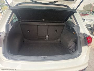 Volkswagen Tiguan - 10